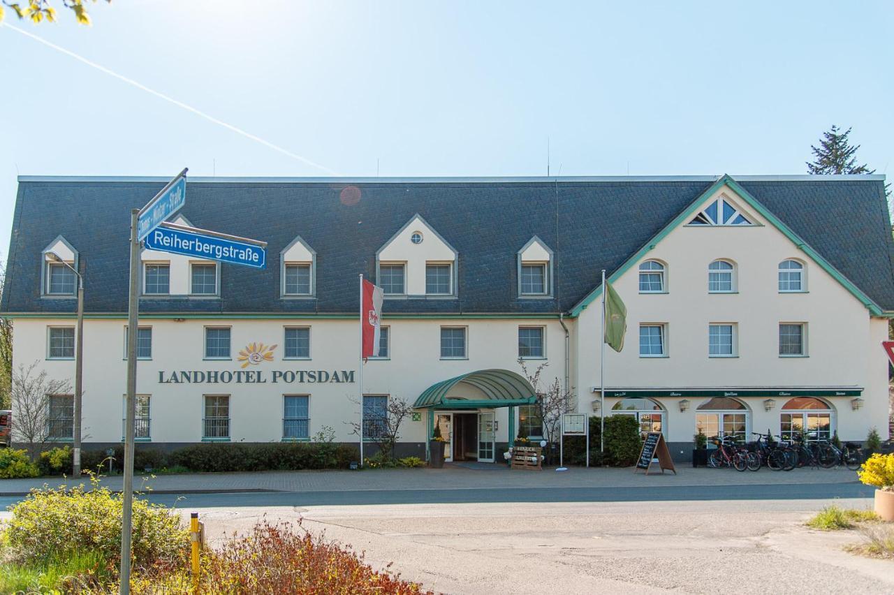 Landhotel Potsdam Esterno foto