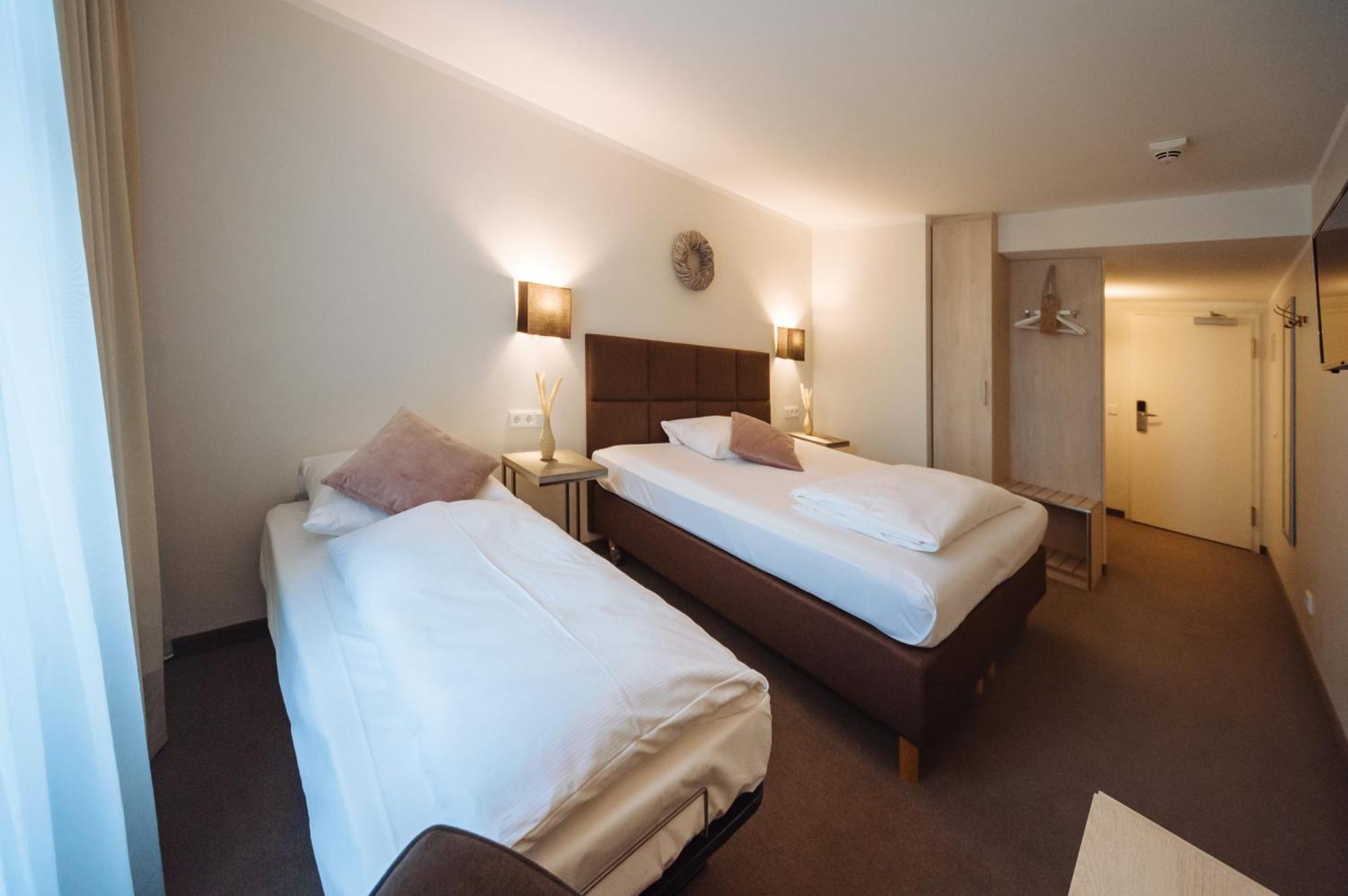 Landhotel Potsdam Esterno foto