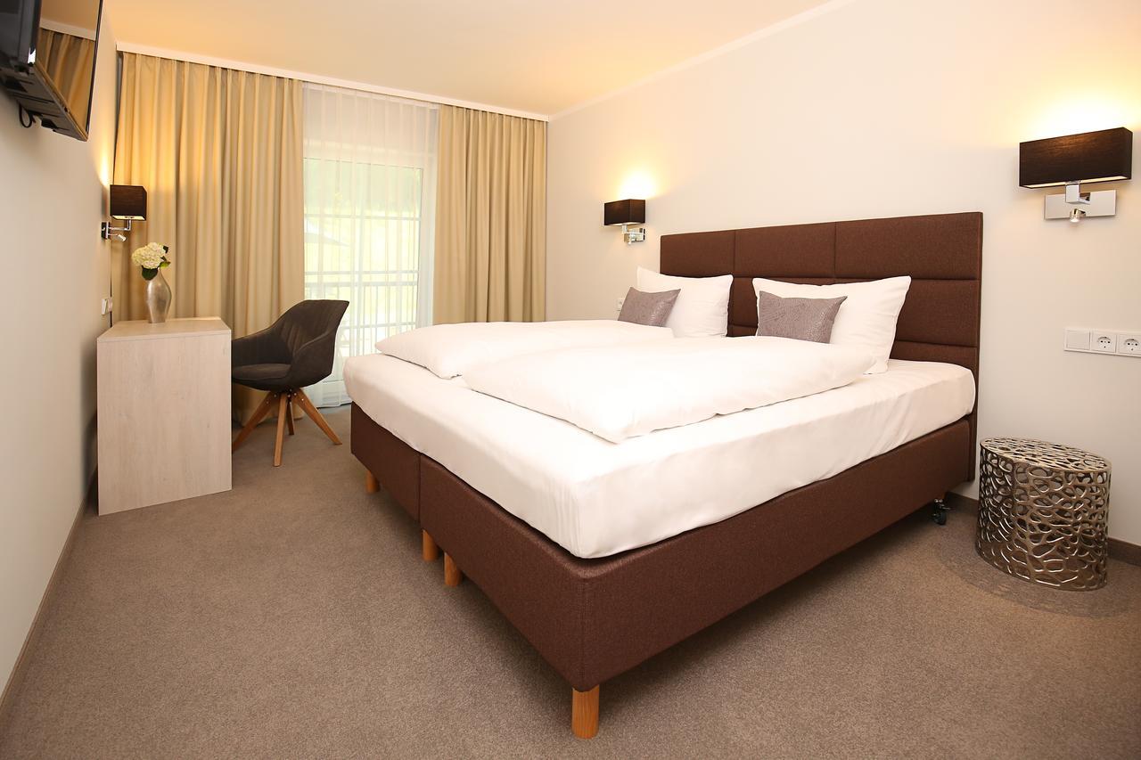 Landhotel Potsdam Esterno foto