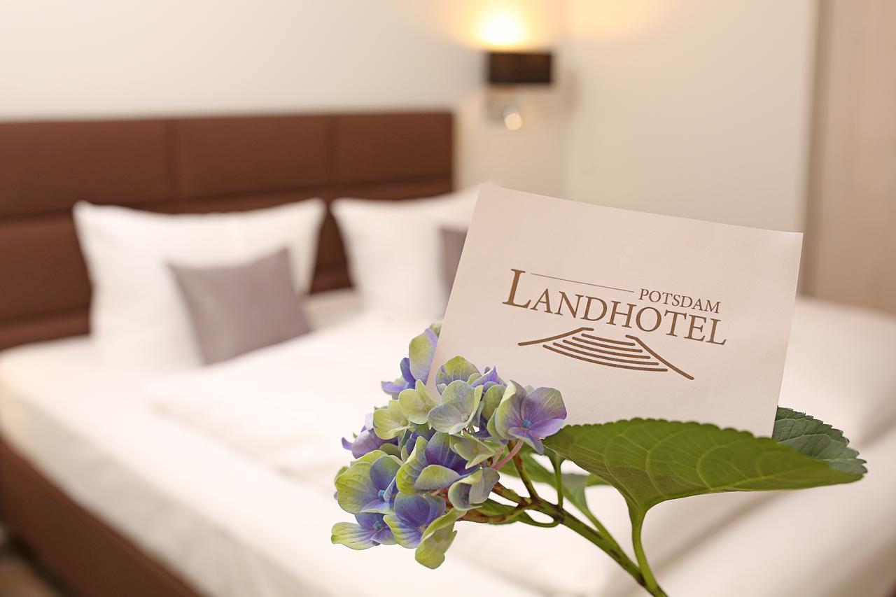Landhotel Potsdam Esterno foto